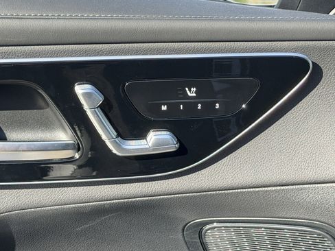 New 2025 Mercedes-Benz GLC 300 4MATIC image 17