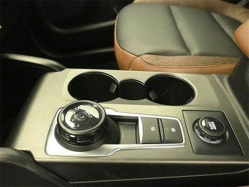 Certified 2025 Ford Bronco Sport Outer Banks w/ Outer Banks Tech Package+ image 14