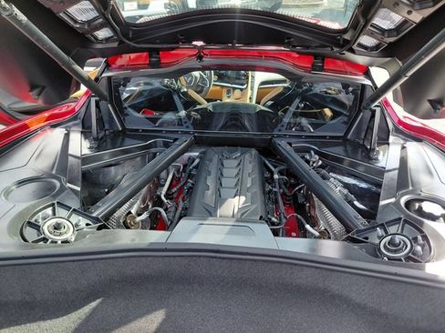 Used 2024 Chevrolet Corvette Stingray Premium Cpe w/ Z51 Performance Package RWD image 24