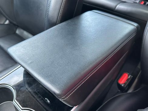 Used 2018 Tesla Model 3 Mid Range image 54