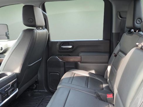 Used 2020 GMC Sierra 2500 Denali w/ Denali Ultimate Package image 15