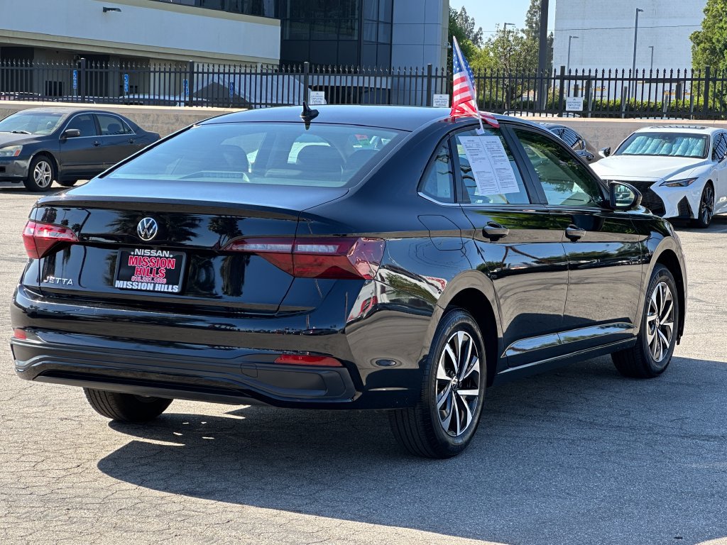 Used 2024 Volkswagen Jetta S FWD image 7