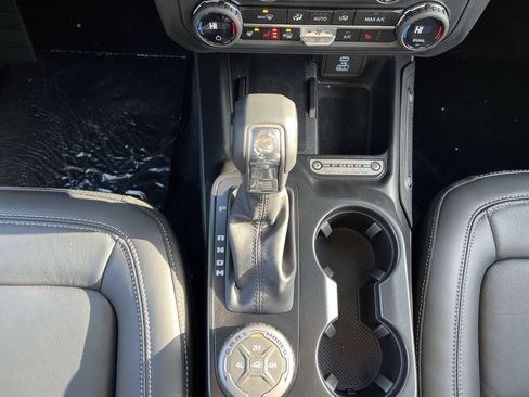 New 2025 Ford Bronco Outer Banks image 22