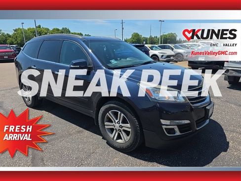Used 2015 Chevrolet Traverse LT AWD/4WD image 1