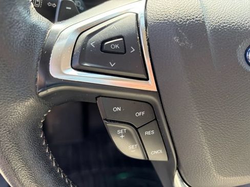 Used 2019 Ford Fusion SE w/ Equipment Group 151A FWD image 26