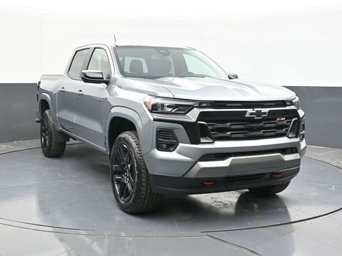 New 2025 Chevrolet Colorado Z71 w/ Technology Package AWD/4WD image 22