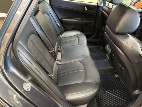 Used 2020 Kia Optima SE image 21