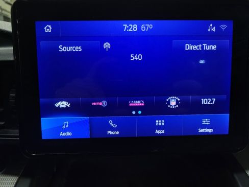 Used 2020 Ford Explorer XLT w/ Comfort Package image 25