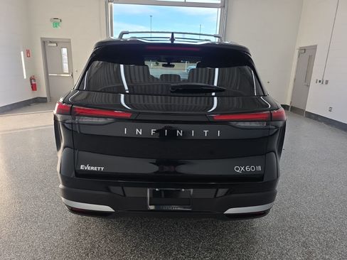 New 2026 INFINITI QX60 Luxe w/ Cargo Package image 4