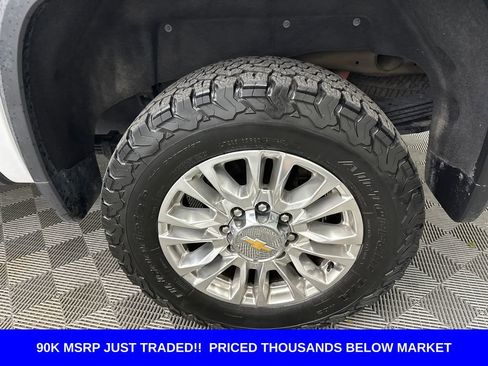 Used 2022 Chevrolet Silverado 2500 High Country w/ Z71 Off-Road Package AWD/4WD image 21