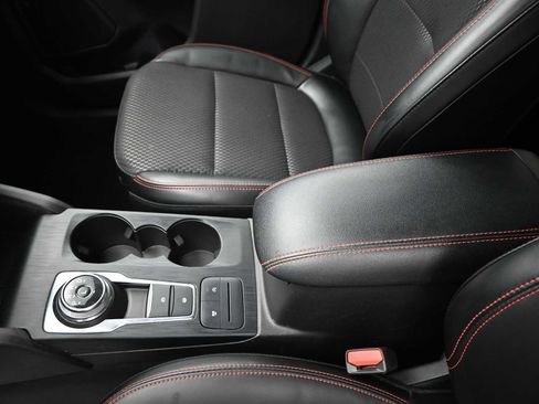 Used 2024 Ford Escape ST-Line image 17