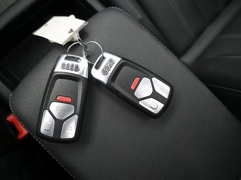 Used 2022 Audi A5 2.0T Premium Plus w/ Premium Plus image 11