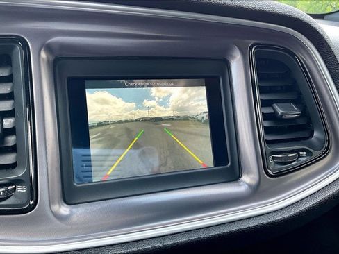 Used 2021 Dodge Challenger SXT RWD image 11