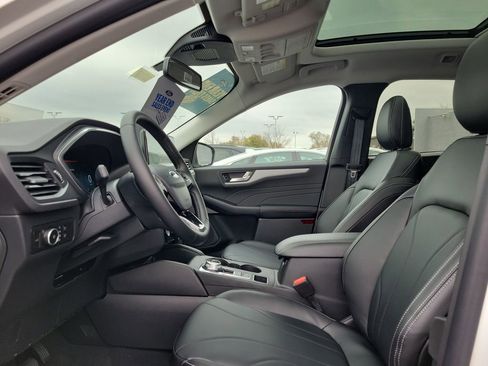 New 2026 Ford Escape Platinum w/ Premium Technology Package image 16