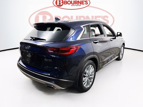 Used 2023 INFINITI QX50 Luxe AWD/4WD image 10