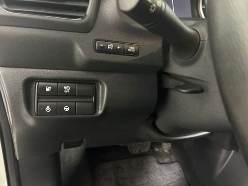 Used 2019 Nissan Leaf SL Plus image 19