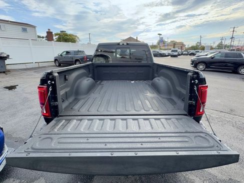 Used 2025 RAM 2500 Laramie w/ Night Edition image 7