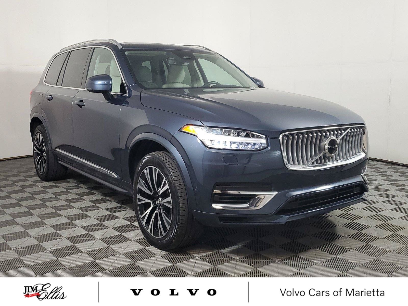 Certified 2024 Volvo XC90 T8 Plus AWD/4WD image 1