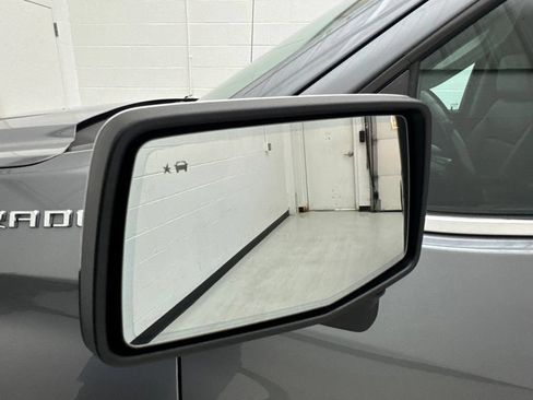 Used 2021 Chevrolet Silverado 1500 LTZ AWD/4WD image 12