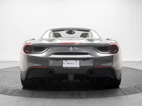 Used 2017 Ferrari 488 Spider RWD image 6