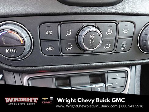 Used 2022 GMC Terrain AT4 image 20