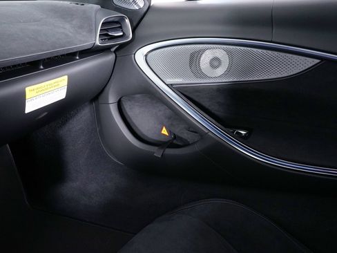 New 2026 McLaren Artura RWD image 23