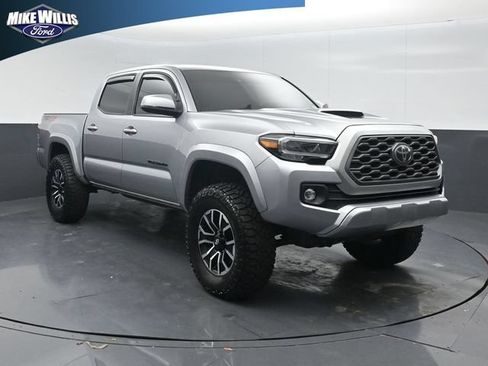 Used 2021 Toyota Tacoma TRD Sport w/ Technology Package AWD/4WD image 1