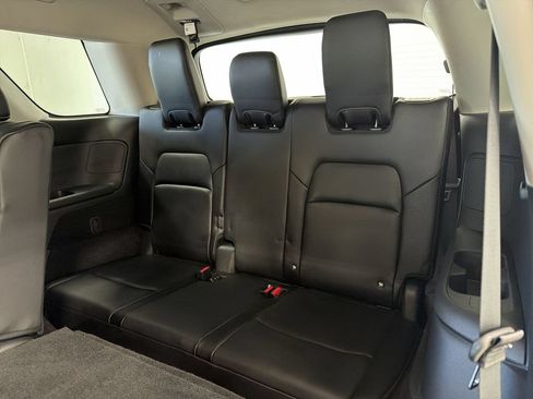 Certified 2025 Nissan Pathfinder SL AWD/4WD image 18