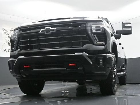 New 2026 Chevrolet Silverado 2500 LT w/ Trail Boss Package AWD/4WD image 4
