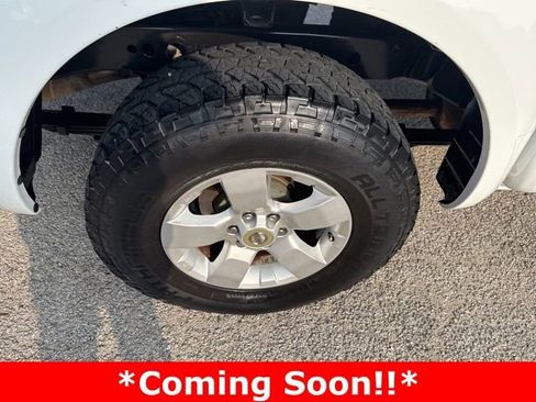 Used 2012 Nissan Frontier SV RWD image 20
