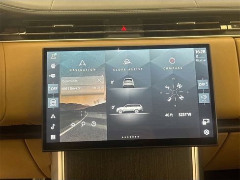 Used 2025 Land Rover Range Rover SE image 15