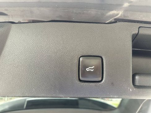 Used 2020 Ford Escape SE Sport FWD image 26