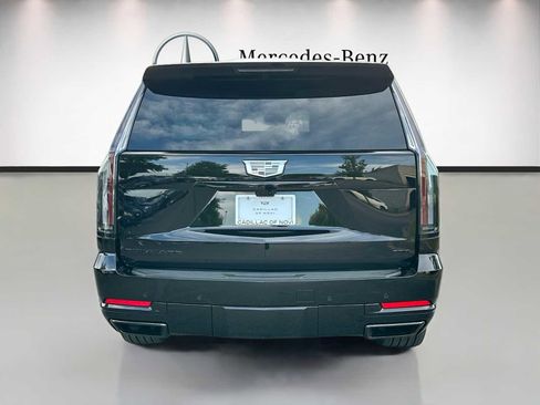 Used 2026 Cadillac Escalade Platinum Sport w/ LPO, ONYX Package AWD/4WD image 6