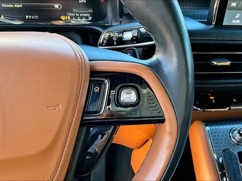 Used 2021 Lincoln Aviator Black Label w/ Dynamic Handling Package image 30