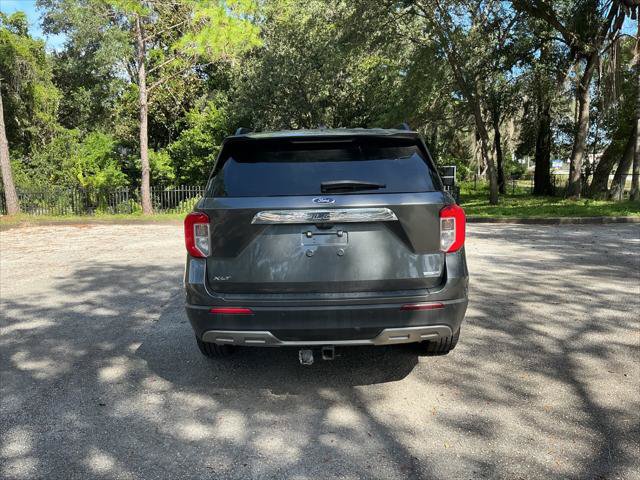 Used 2020 Ford Explorer XLT w/ Equipment Group 202A AWD/4WD image 5