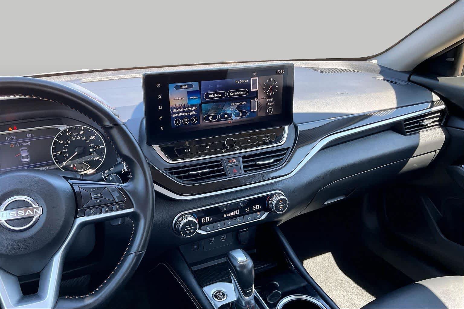 Used 2025 Nissan Altima 2.5 SR w/ SR Premium Package AWD/4WD image 7