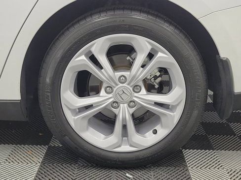 Used 2025 Honda Accord LX image 10