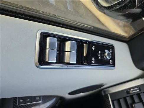 Certified 2022 Land Rover Range Rover Sport SVR image 21