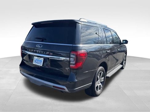 Used 2024 Ford Expedition Limited image 8