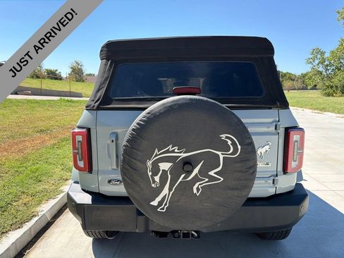 Used 2023 Ford Bronco Outer Banks AWD/4WD image 6