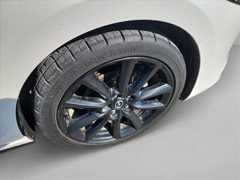 Used 2021 MAZDA MAZDA3 s image 9