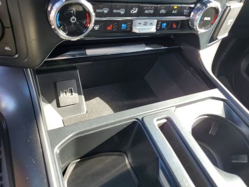 Used 2025 Ford F150 Lariat w/ Equipment Group 501A Mid image 24