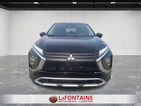 Used 2025 Mitsubishi Eclipse Cross SE image 8