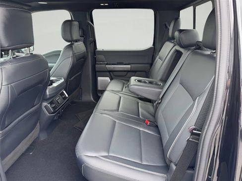 Used 2022 Ford F150 Lariat w/ Equipment Group 502A High image 37