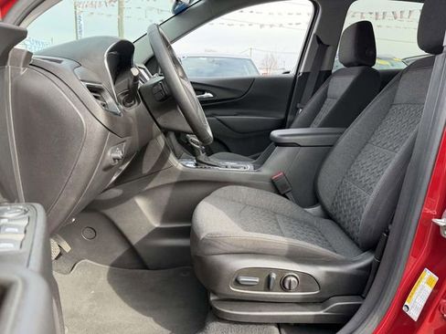 Certified 2023 Chevrolet Equinox LT image 9