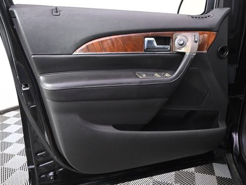 Used 2014 Lincoln MKX AWD w/ Equipment Group 102A image 22