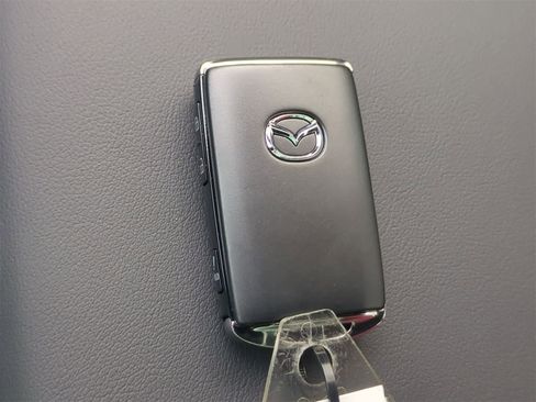 New 2026 MAZDA MAZDA3 Carbon image 33