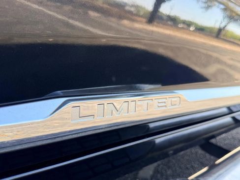 Used 2016 RAM 1500 Limited AWD/4WD image 17