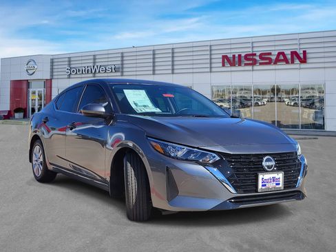 New 2025 Nissan Sentra S image 4