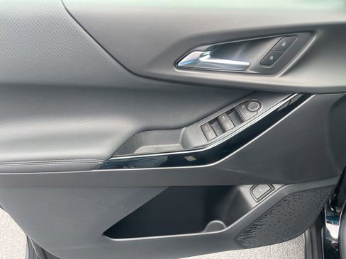 New 2026 Chevrolet Equinox LT w/ Convenience Package II image 7